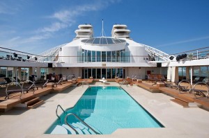 seabourn-quest-swimming-pool
